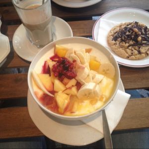 vegan breakfast option  at Cafe Rotkehlchen - Venloer Str in Cologne