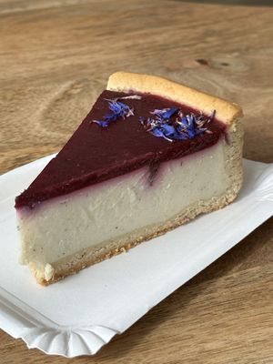 Wildberry cheesecake   at Cafe Rotkehlchen - Venloer Str in Cologne