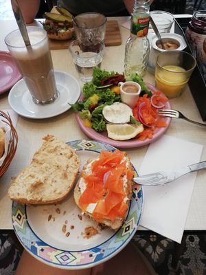 vegan salmon breakfast at Cafe Rotkehlchen - Venloer Str in Cologne