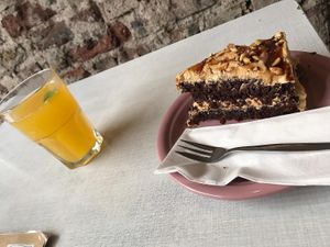 Erdnusstorte und Limo at Cafe Rotkehlchen - Venloer Str in Cologne