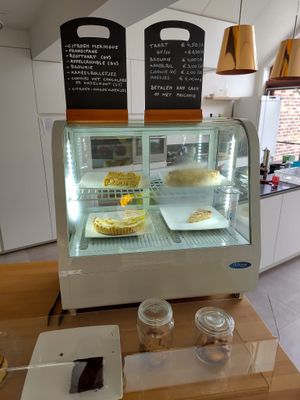 Counter at Canela in Bruges