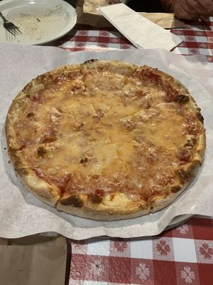 Vegan cheese pizza   at Pizza Works in Old Saybrook