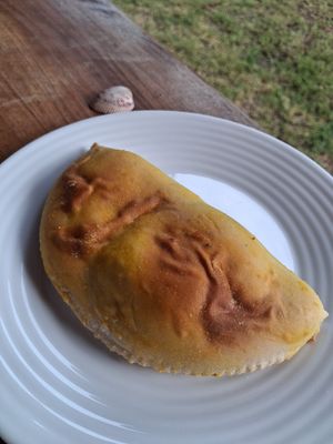 Pastel Assado - Eles aceitam encomendas 💚 at Acaraje da Cida e Lanchonete in Prado