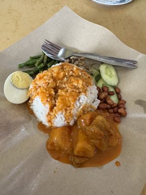 Nasi Rendang  at Yin Yi Vegetarian Restaurant in Kuantan