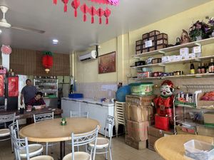 Order noodles soup  at Yin Yi Vegetarian Restaurant in Kuantan