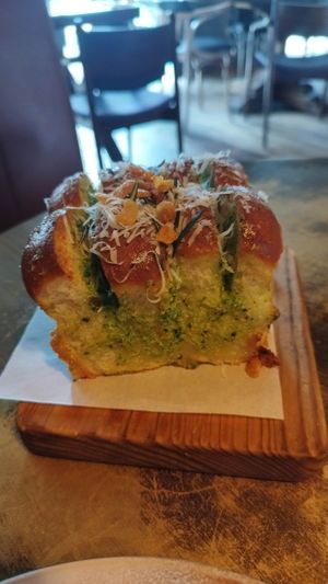 Pão de alho at Jamie's Italian in Lisbon