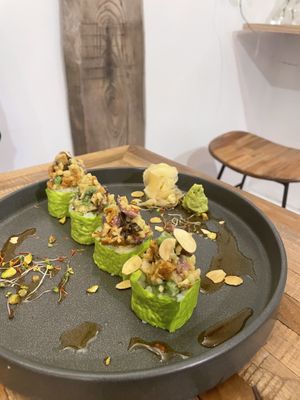 Maki kaizen  at Hum Vegan in Montreal