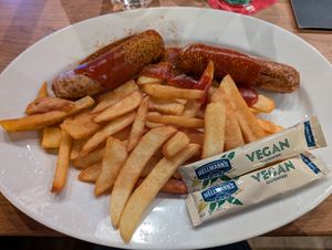 Vegan currywurst at Schüttinger Gasthausbrauerei in Bremen