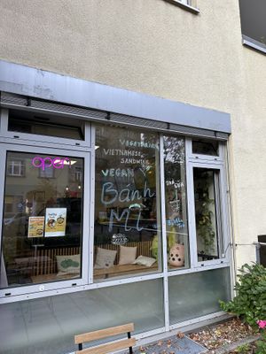 Restaurant  at April Tea in Karlsruhe