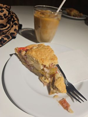 Rhubarb cobbler and iced coffee at westberlin in Berlin