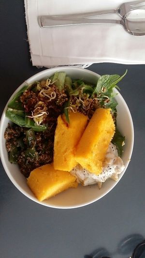 vegan daily salad at Taracafe in Regensburg