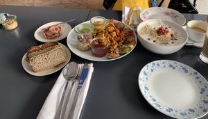 Tara 4 Two - Breakfast at Taracafe in Regensburg