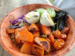 Luna y sol bowl (65Q) at Luna y Sol Atitlán - Co-living & Restaurante Vegetariano in San Pedro La Laguna