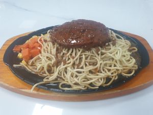 "beef noodles" - 7/10 felt sloppy and unhealthy but cool to have as a vegan at Meimei Vegetarian - 美美素食 in Taichung