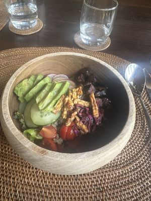 Poke bowl  at Sakti Dining Room in Mambal