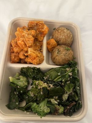   at Erewhon Market - Silverlake in Los Angeles