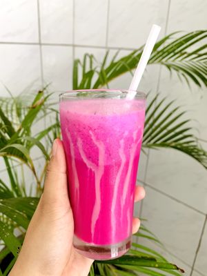 Dragonfruit Juice  at Mala Awei in Jakarta