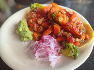 Tacos with vegetables at Restaurante Xe kuku'Aab'aj in San Juan La Laguna