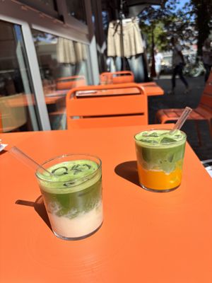 Great Matcha and all milk options. Cool cake counter and a few bready food items too  at neon in Muenster