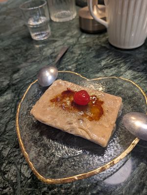 Banana brulee at Gosari Express in Seoul