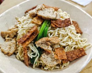 Best ever kolo mee at New Big One Food Court - 天一美食 in Kuching