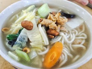 Xing hua noodles vegan at New Big One Food Court - 天一美食 in Kuching