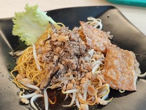 Dry toss  noodles 干捞面 at Nature Vegetarian Delights 大自然素食餐馆 - Bukit Batok in West Singapore