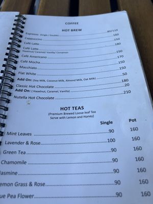 Còn ở  at Ganga View Cafe in Rishikesh