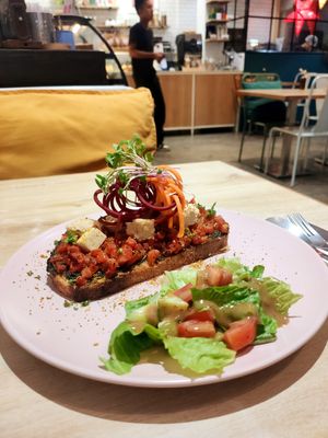 Bruschetta with salad at La Maison in Anjuna