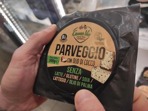 Cheese at Mondo Vegan in Salo