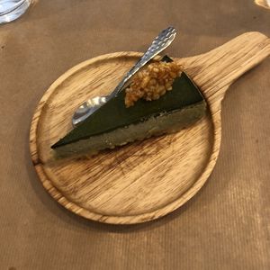 Cheesecake matcha  at Riz Riz - Paradis in Paris