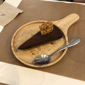 Incroyable chocolat  at Riz Riz - Paradis in Paris
