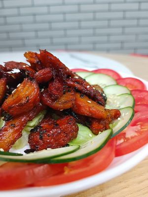 Veggie BBQ Pork with Honey and Black Olive Sauce 欖菜蜜汁叉燒 (Photo by 元朗大樹下天后古廟)

 at Tin Hau Temple - 大樹下天后古廟齋菜食堂 in New Territories