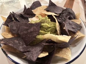 Nachos con guacamolee  at PNY Burger - Gaité in Paris