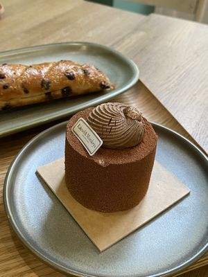   at Land & Monkeys in Bordeaux