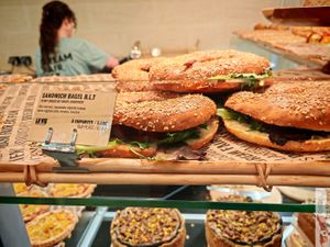 Bagel at Land & Monkeys in Bordeaux