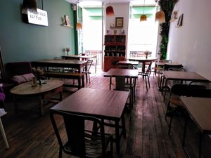 Eat-in space at Land & Monkeys in Bordeaux