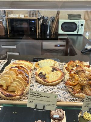   at Land & Monkeys in Bordeaux