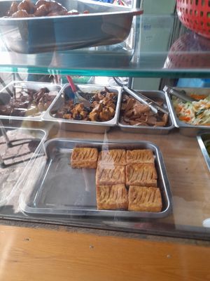 Com chay selection at Hòa Hảo in Ho Chi Minh City