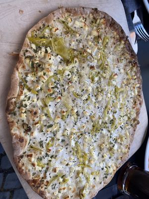 Vegetarisch griechischer Flammkuchen  at Le Legia in Liege