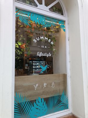 Anjuna ice pops at Anjuna Ice Pops in Budapest