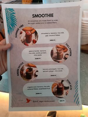 Smoothies at Anjuna Ice Pops in Budapest