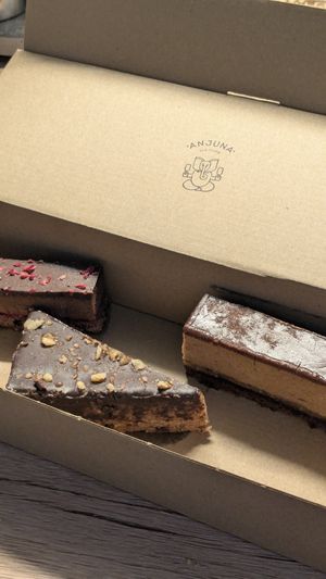  at Anjuna Ice Pops in Budapest