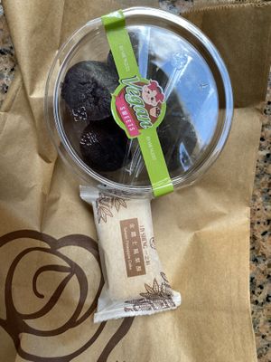   at Ijysheng - Shilin in Taipei