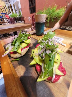 avocado bread without cheese at Lulo Bar in Santa Marta