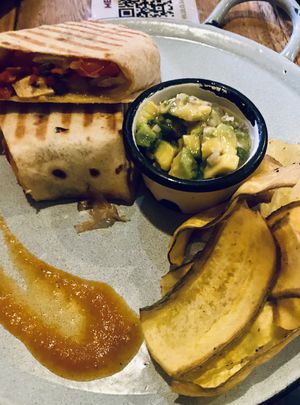 Wrap vegano con chips de plátano   at Lulo Bar in Santa Marta