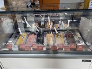 Flavours on 6 Feb 2025  at Oat & About in Central Singapore