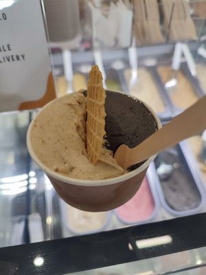  at Oat & About in Central Singapore