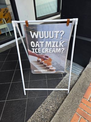  at Oat & About in Central Singapore