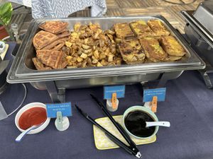 Brunch on November 3.    at OMUS vegan @Dive Camp in Dauin